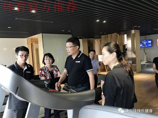 李静会见越南体育局局长